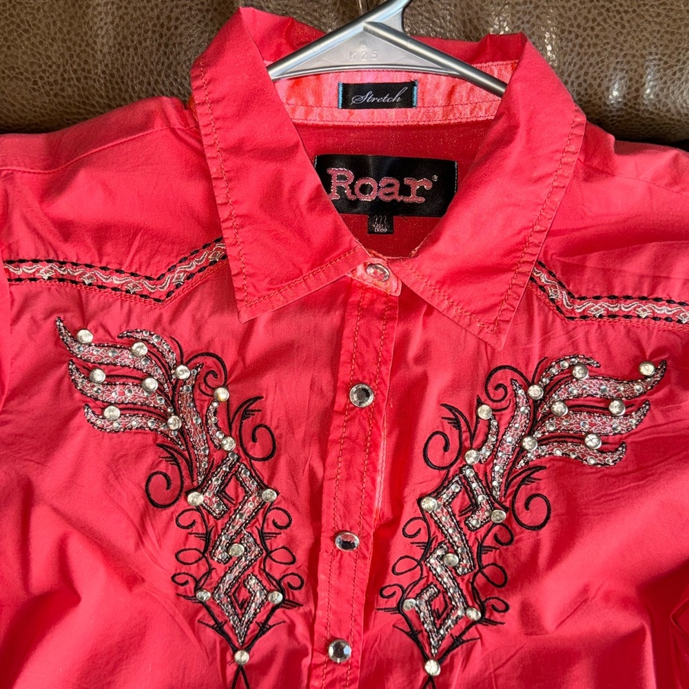 Roar Blouse Coral Rhinestone Embroidery Medium